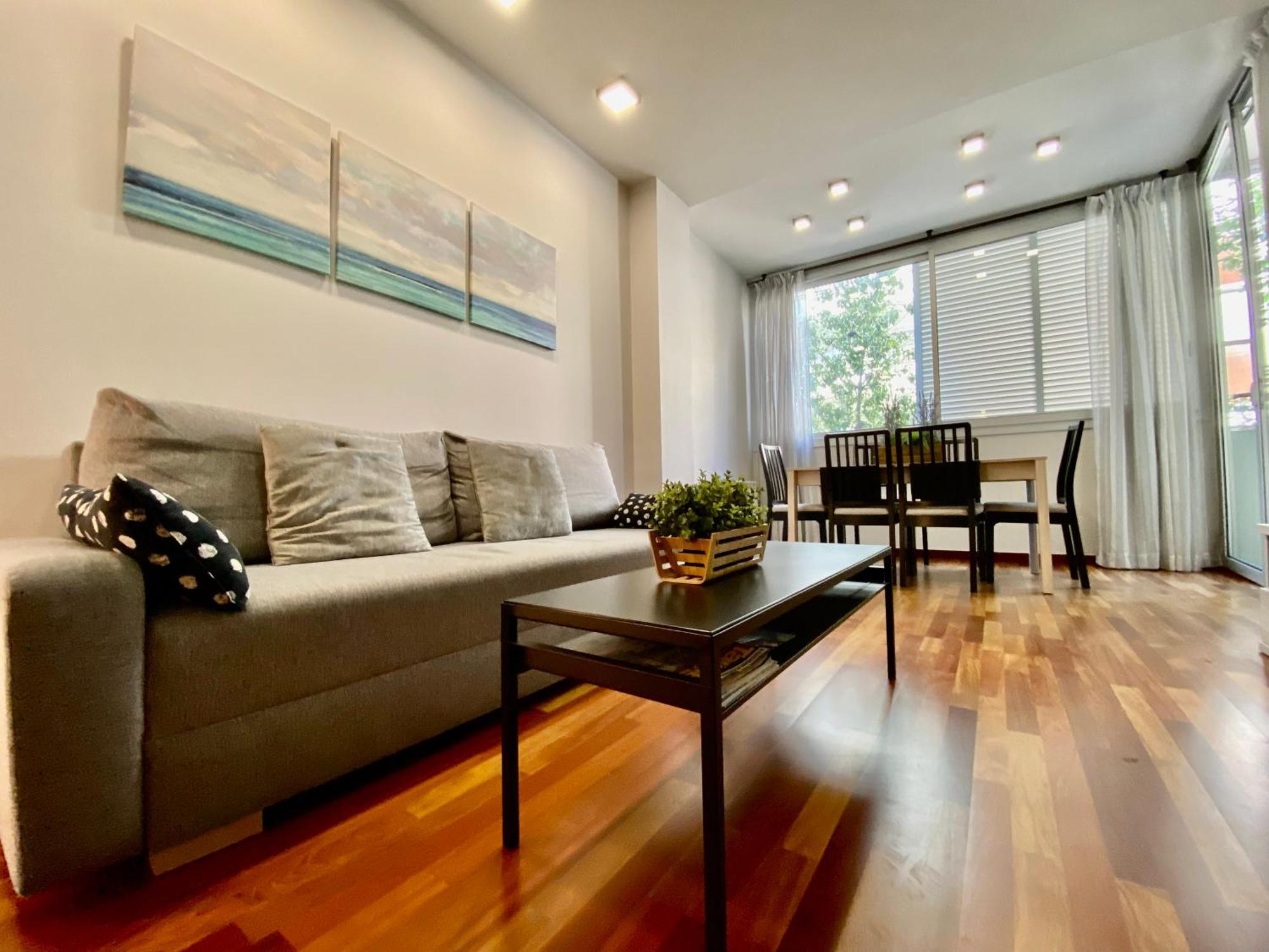 Carmed Homely Apartment By Hlclub Agency Vilanova i la Geltrú Exterior foto